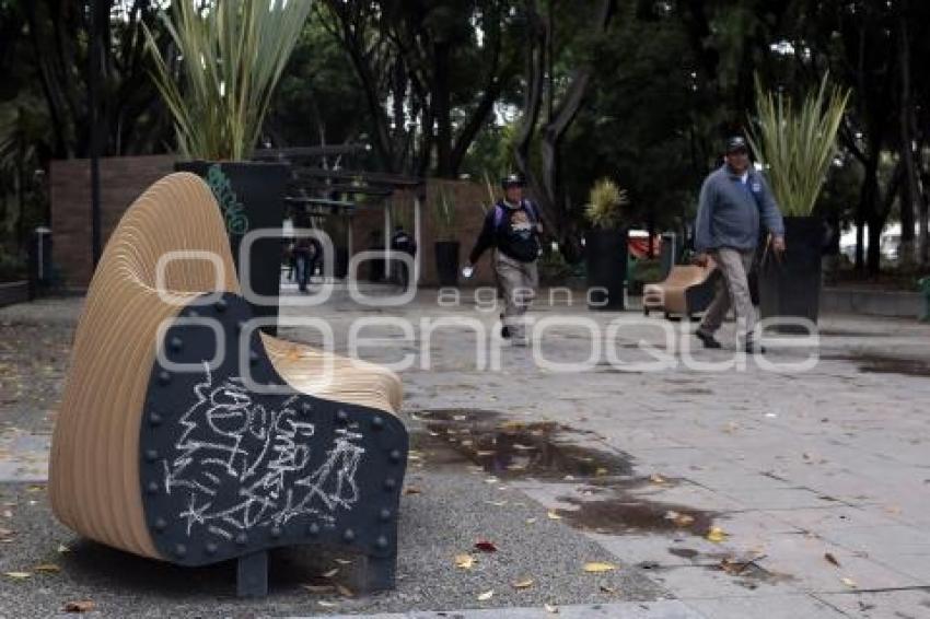 PASEO BRAVO . VANDALISMO