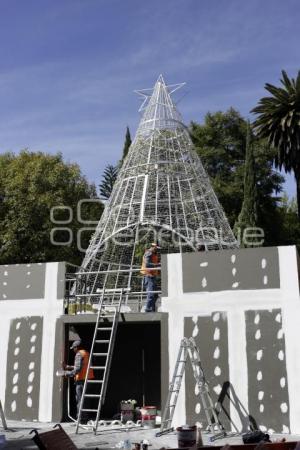 ÁRBOL NAVIDEÑO