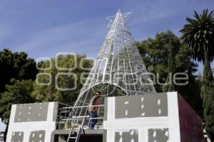 ÁRBOL NAVIDEÑO