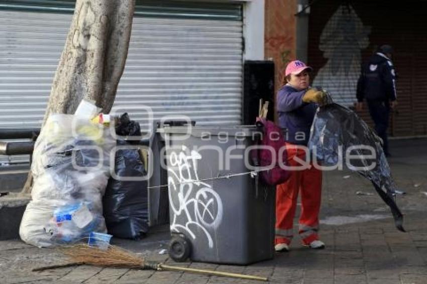 TRABAJADORES SERVICIO DE LIMPIA