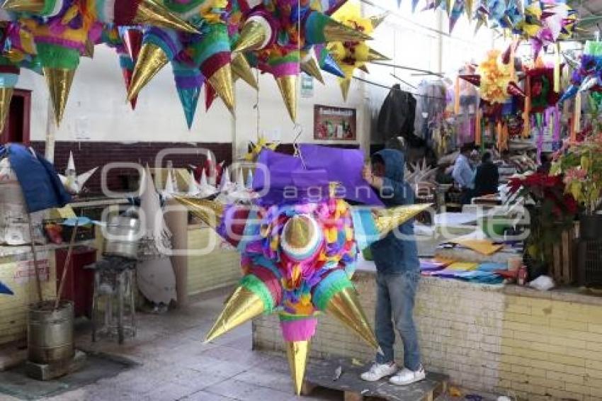 ELABORACIÓN DE PIÑATAS