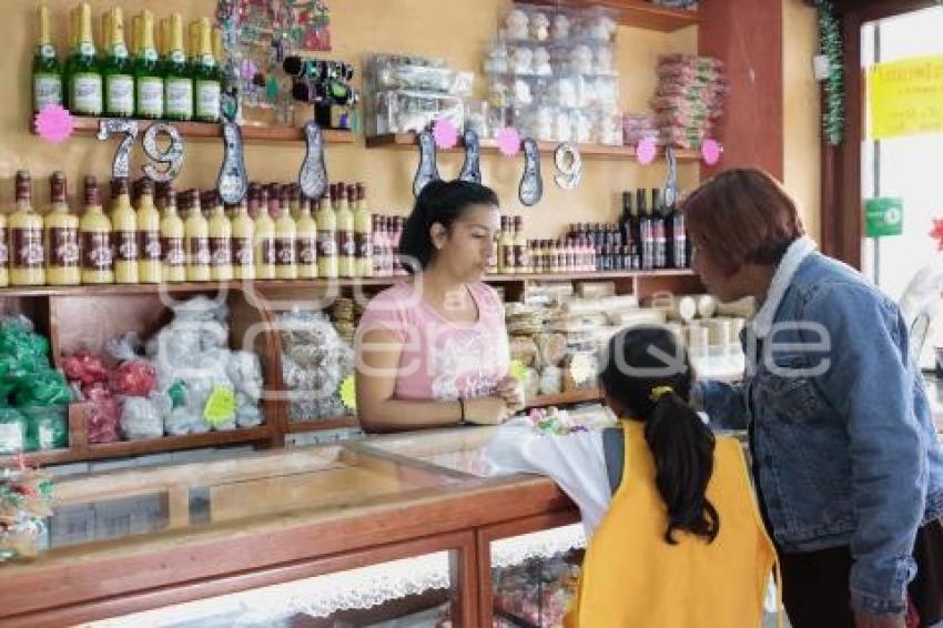 VENTA DE DULCES DE TEMPORADA