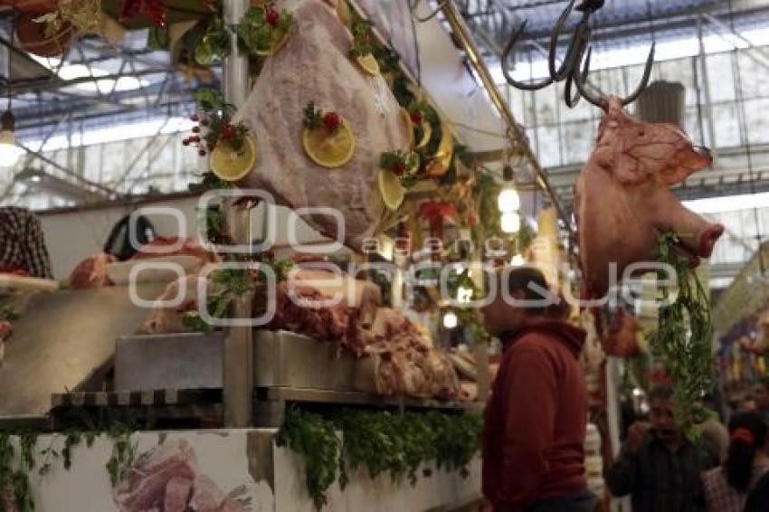 MERCADOS . PREPARATIVOS CENA NAVIDEÑA