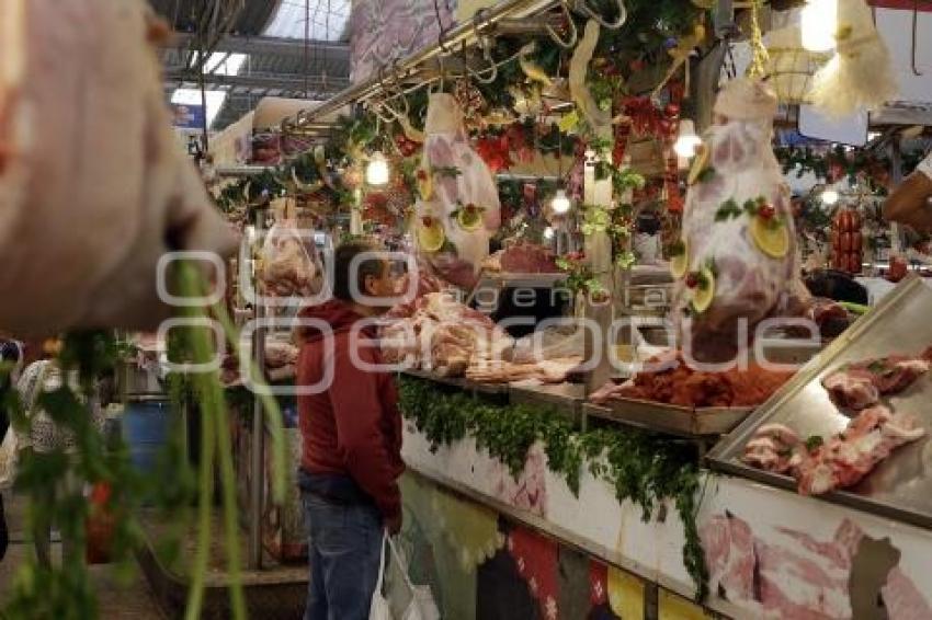 MERCADOS . PREPARATIVOS CENA NAVIDEÑA