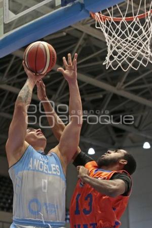 BASQUETBOL . ANGELES VS CORRECAMINOS