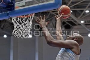 BASQUETBOL . ANGELES VS CORRECAMINOS