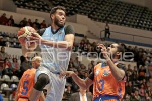 BASQUETBOL . ANGELES VS CORRECAMINOS