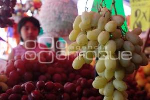 UVAS . AÑO NUEVO