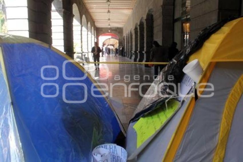 PLANTÓN DESPEDIDOS AYUNTAMIENTO