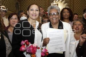 ROSA MÁRQUEZ . CONGRESO