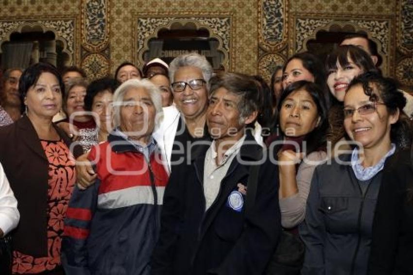 ROSA MÁRQUEZ . CONGRESO