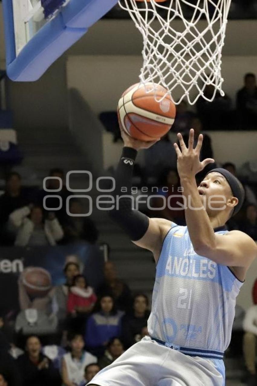 BASQUETBOL . ANGELES VS CAPITANES