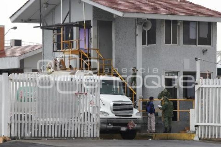 PEMEX . PIPAS DE GASOLINA