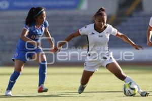 FUTBOL FEMENIL . LOBOS VS CRUZ AZUL