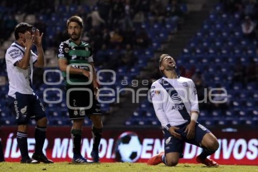 FÚTBOL . CLUB PUEBLA VS SANTOS