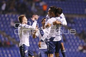 FÚTBOL . CLUB PUEBLA VS SANTOS