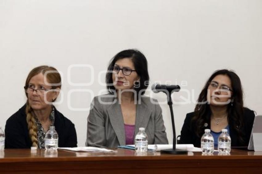 BUAP . FORO INTERNACIONAL DE MUJERES