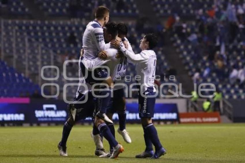 FÚTBOL . CLUB PUEBLA VS SANTOS