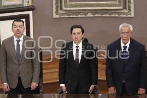 CONGRESO . GOBERNADOR INTERINO