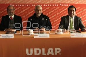 UDLAP . REVISTA ENTORNO