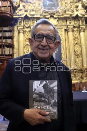 LIBRO JOSÉ LAZCARRO