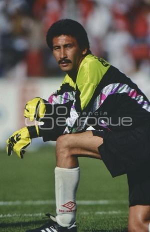 FUTBOL . PABLO LARIOS