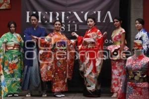 DESFILE DE KIMONOS