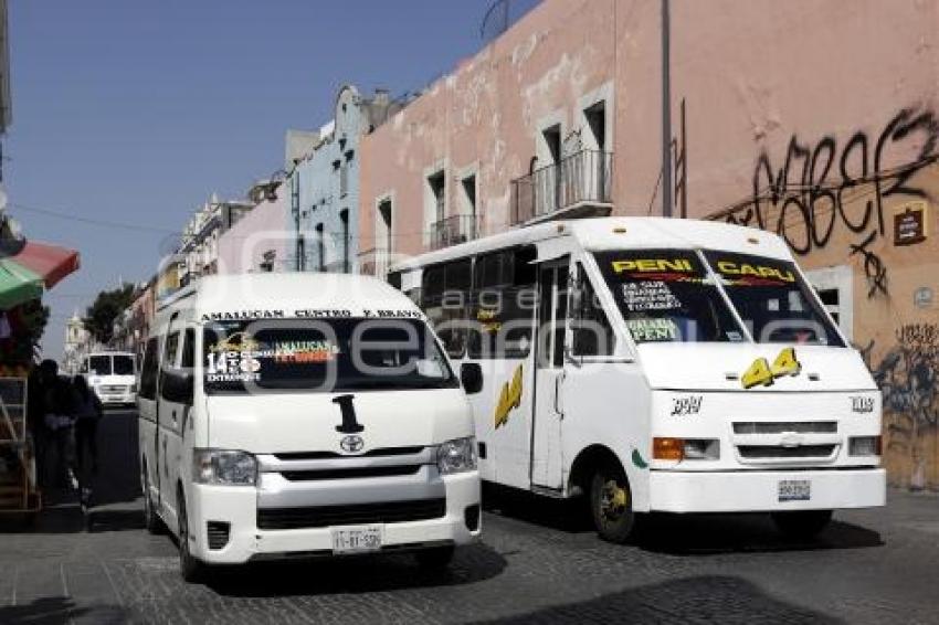 TRANSPORTE PÚBLICO