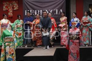 DESFILE DE KIMONOS