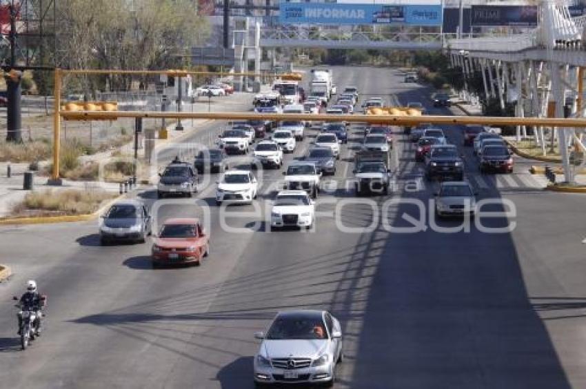 TRÁFICO VEHICULAR