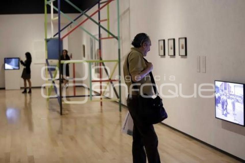 MUSEO AMPARO . PORTADORES DE SENTIDO