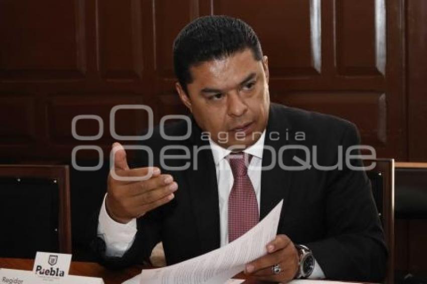 REGIDORES  . COMISIÓN DE GOBIERNO ABIERTO