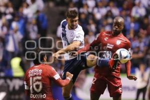 FÚTBOL . CLUB PUEBLA VS PACHUCA