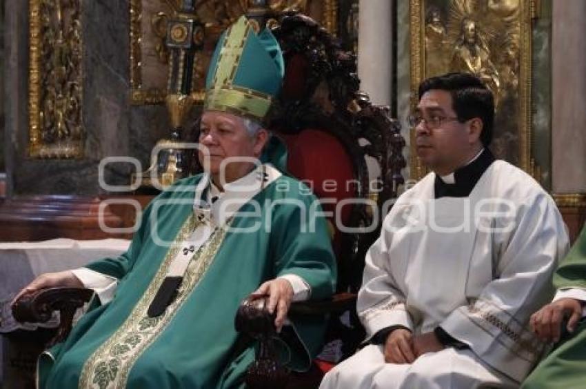 MISA DOMINICAL . CATEDRAL