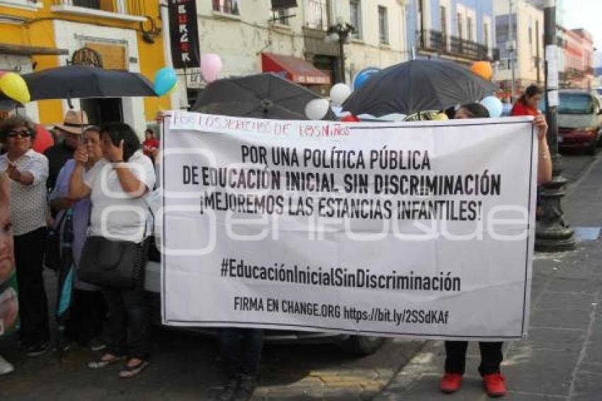 MANIFESTACIÓN . CONGRESO