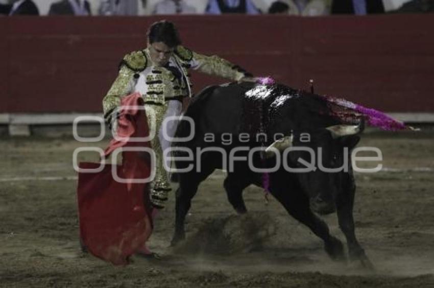 TOROS . MICHEL LAGRAVERE