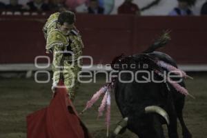 TOROS . MICHEL LAGRAVERE