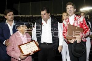 PLAZA DE TOROS . RECONOCIMIENTOS