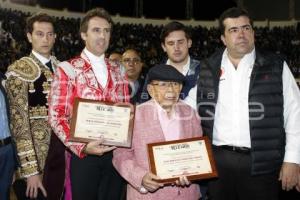 PLAZA DE TOROS . RECONOCIMIENTOS