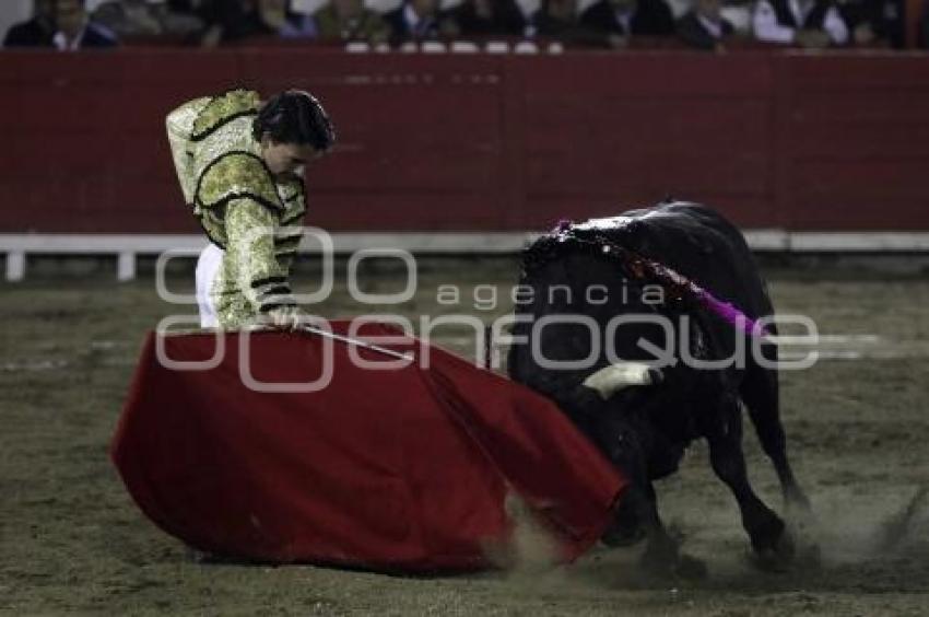 TOROS . MICHEL LAGRAVERE