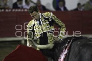 TOROS . ARTURO SALDIVAR