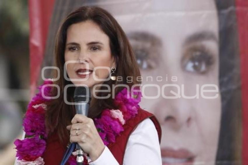 ZACATLAN . NANCY DE LA SIERRA