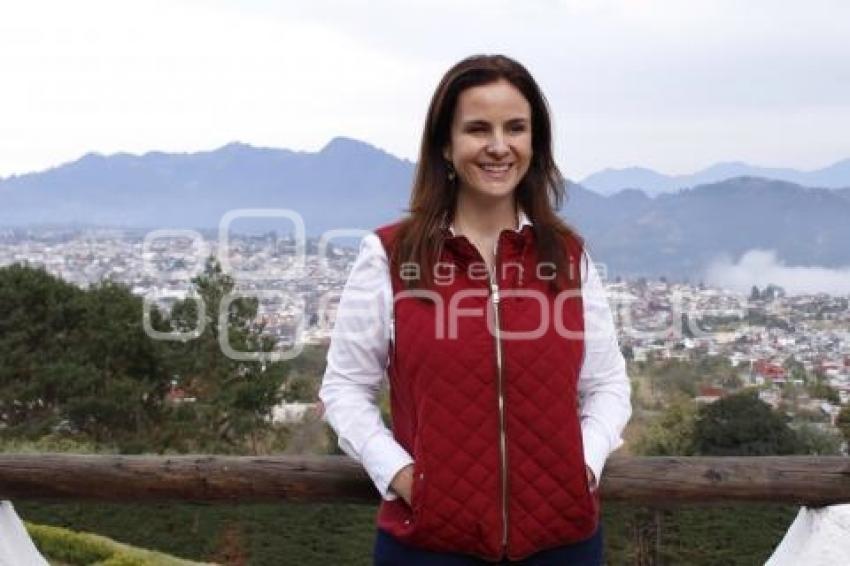 ZACATLAN . NANCY DE LA SIERRA