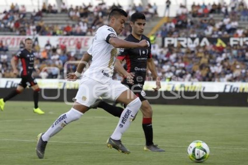 FÚTBOL . LOBOS BUAP VS PUMAS