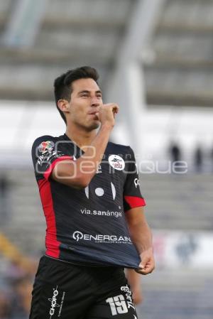 FÚTBOL . LOBOS BUAP VS PUMAS