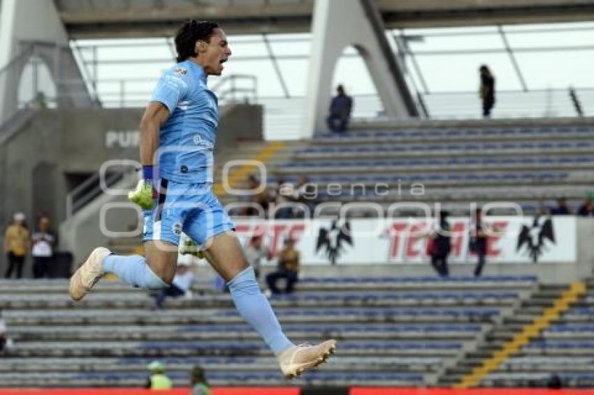 FÚTBOL . LOBOS BUAP VS PUMAS