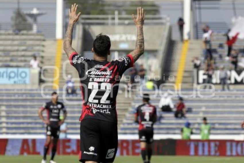 FÚTBOL . LOBOS BUAP VS PUMAS