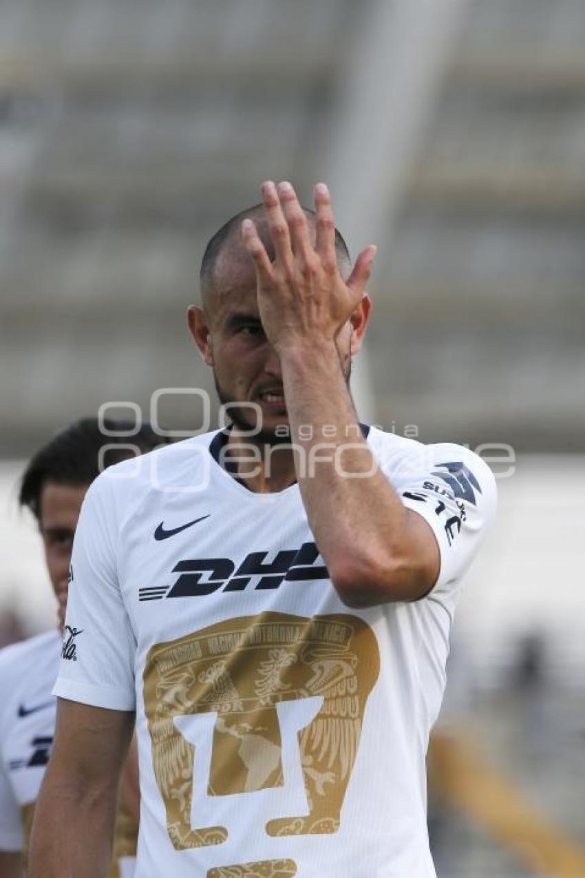 FÚTBOL . LOBOS BUAP VS PUMAS