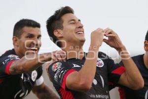 FÚTBOL . LOBOS BUAP VS PUMAS