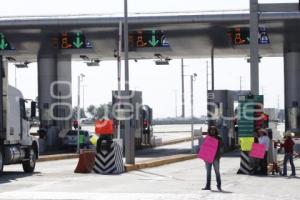 AMLO MANIFESTACIÓN . AUTOPISTA